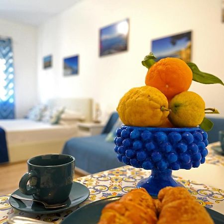 Piazza Lauro Suites Сорренто Экстерьер фото