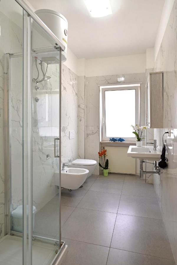 Piazza Lauro Suites Сорренто Экстерьер фото