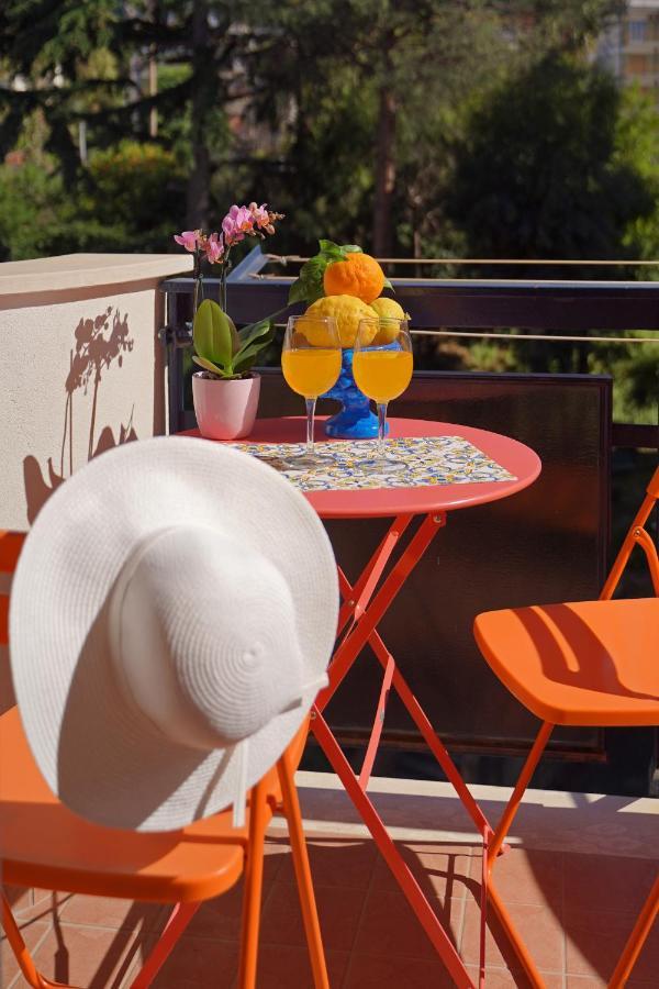 Piazza Lauro Suites Сорренто Экстерьер фото